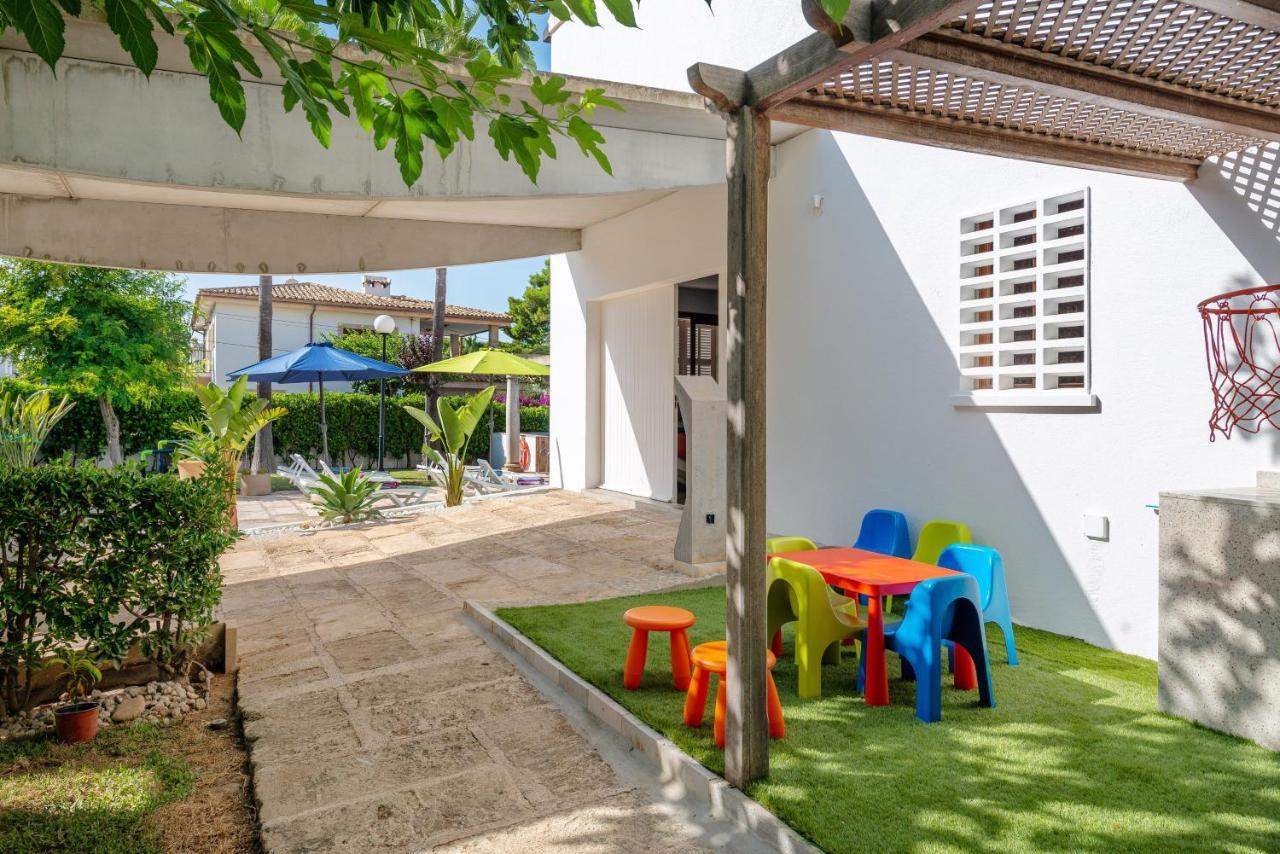 Estrel Villa Can Picafort  Exterior foto